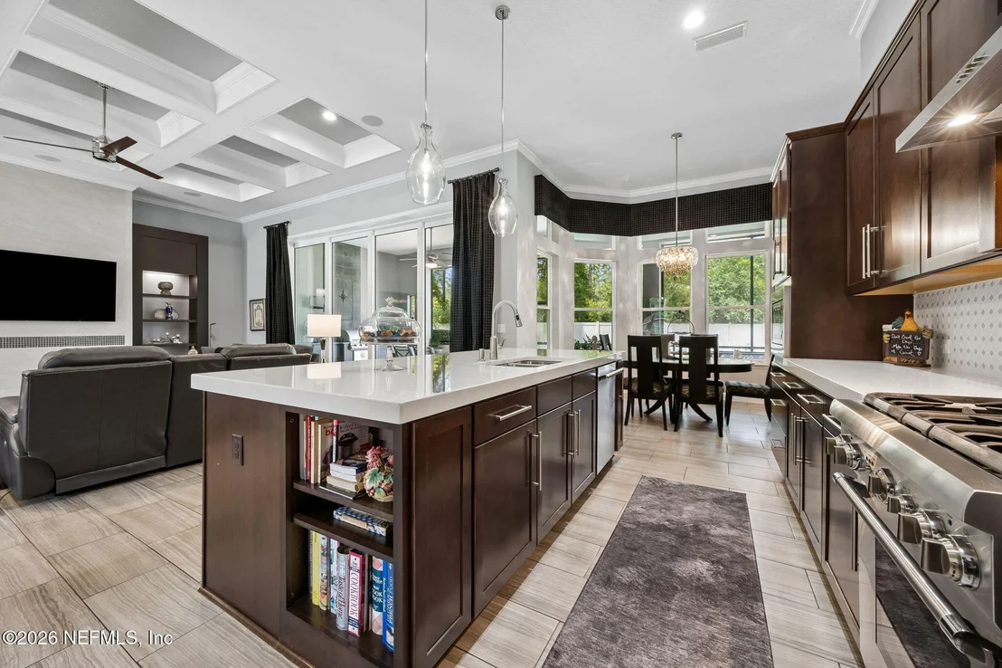 Photo of 35 AUBURNDALE Drive
