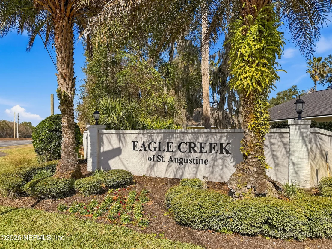 Photo of 305 ISLAND LANDING Drive