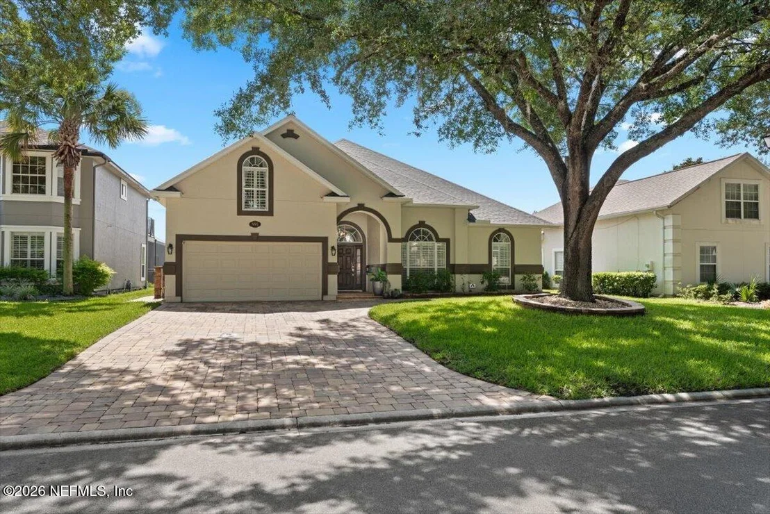 Photo of 995 GARRISON Drive