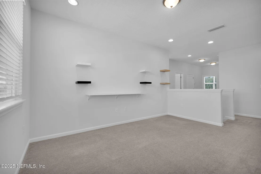 Photo of 138 PINE BLUFF Drive