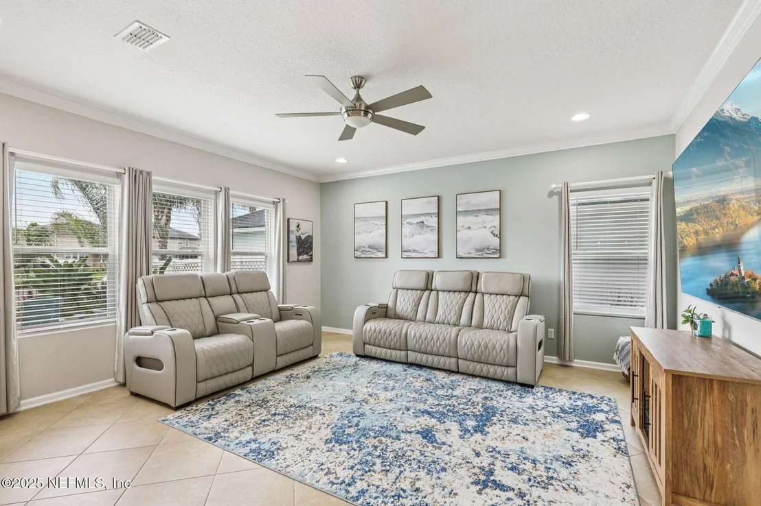 Photo of 866 GLENDALE Lane