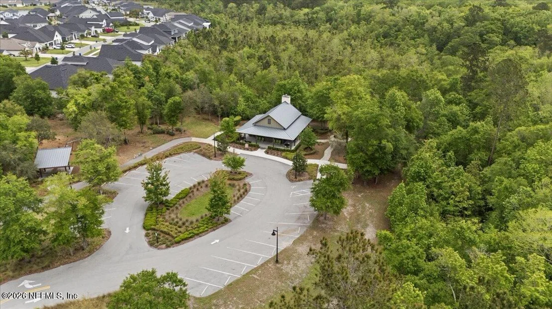 Photo of 253 RIDGEWIND Drive
