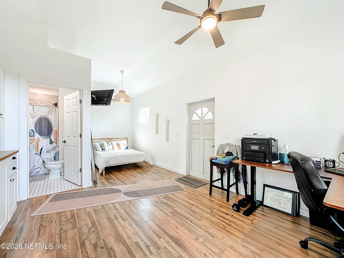Photo of 18 SOLANO Avenue