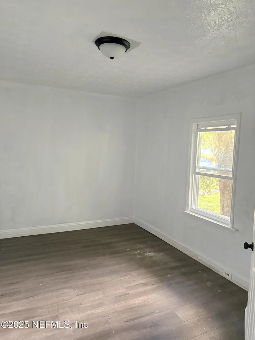 Photo of 1630 STEELE Street