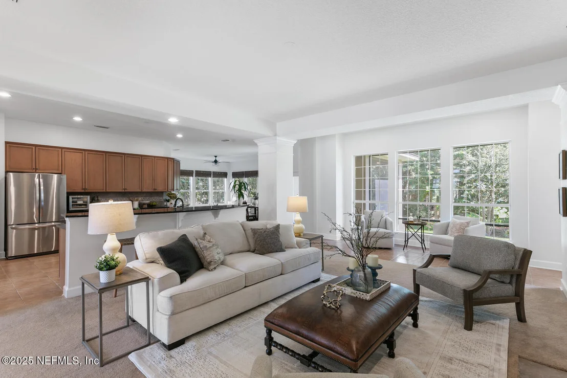 Photo of 148 LA MESA Drive