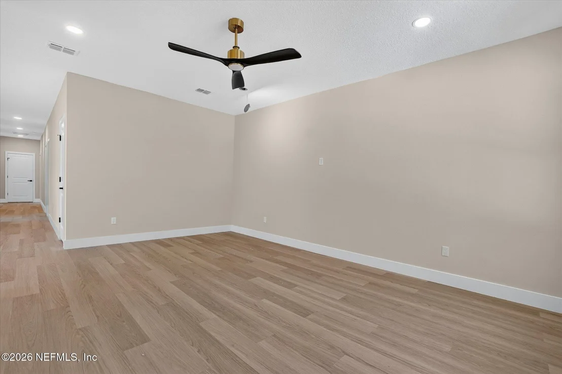 Photo of 4399 KENNDLE Road