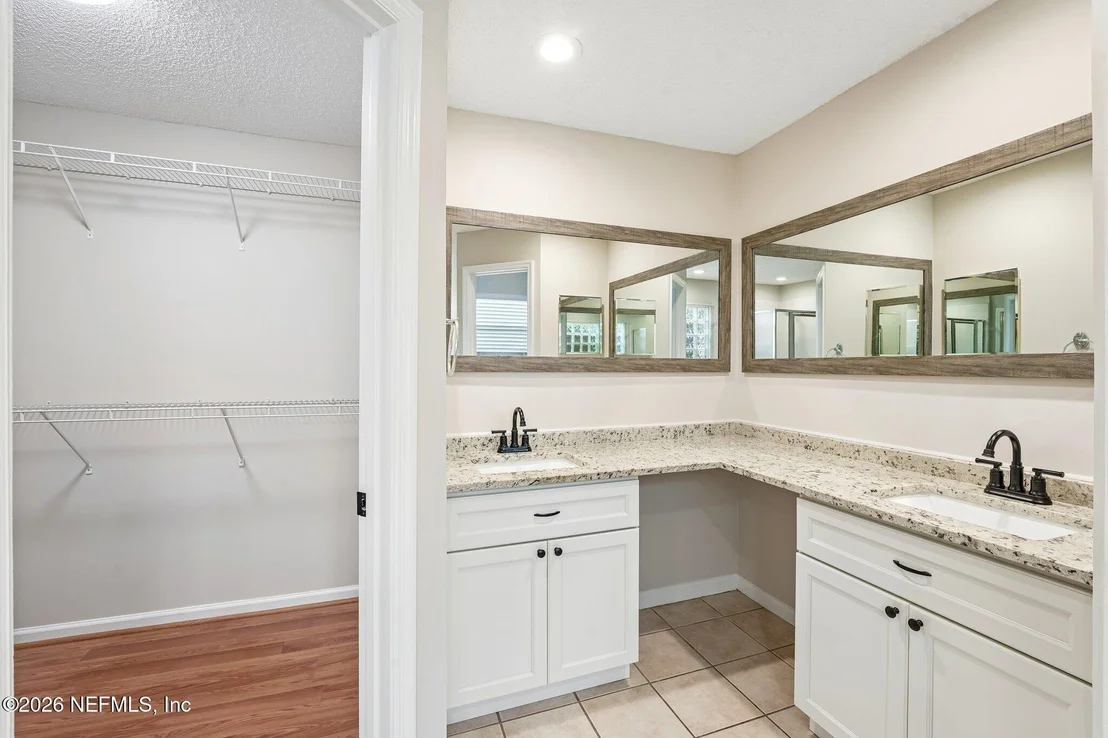 Photo of 1496 WINSTON Lane