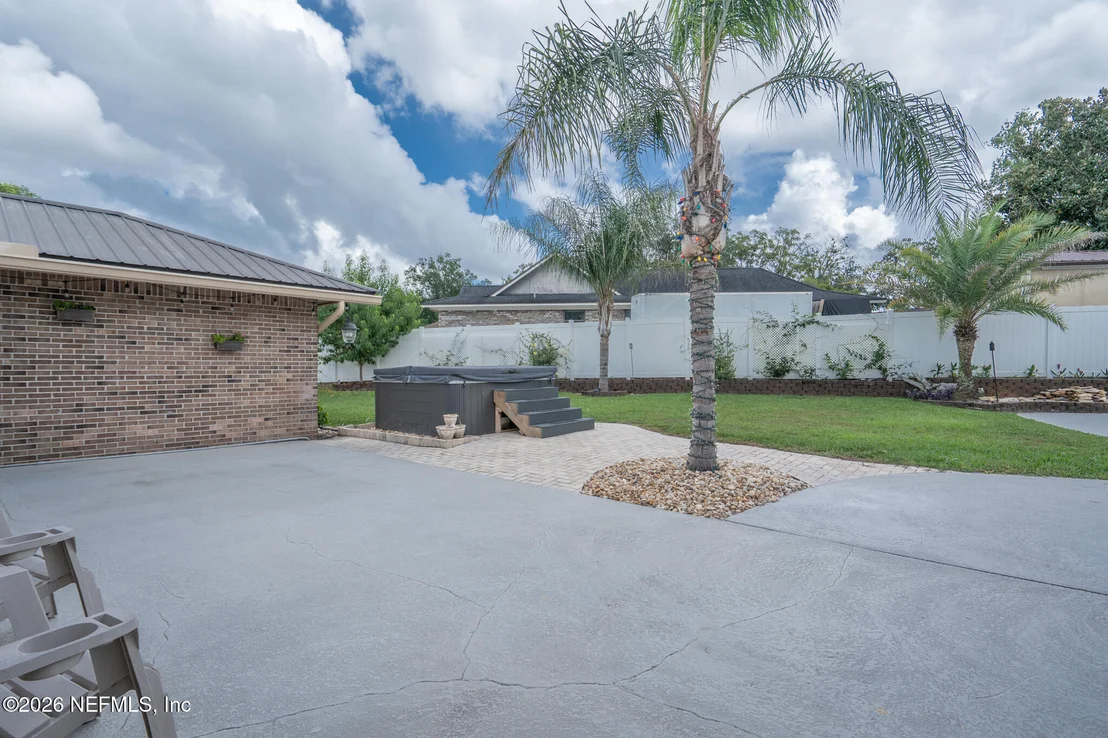 Photo of 377 FOXRIDGE Road