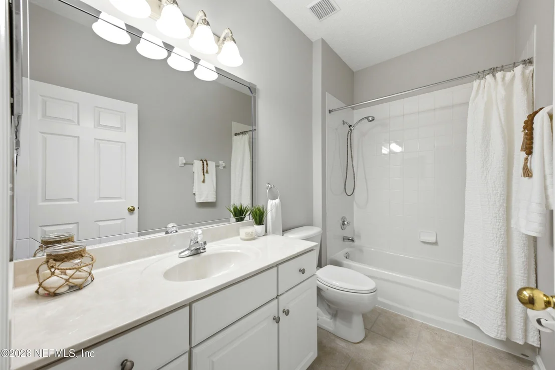 Photo of 1555 SUMMERDOWN Way