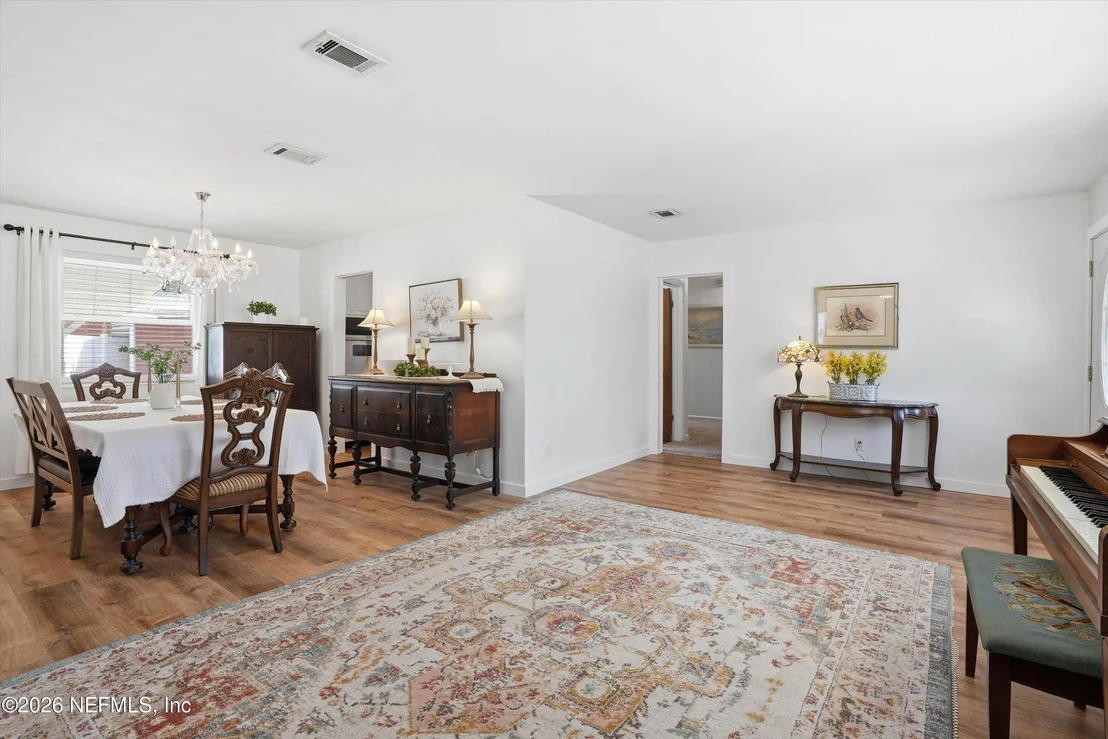 Photo of 6204 DIANE Road