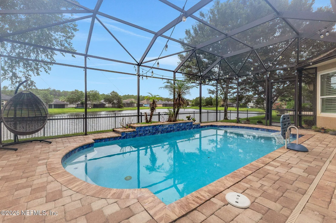 Photo of 137 ELLSWORTH Circle
