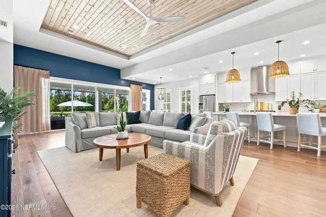 Photo of 220 PINE HAVEN Drive