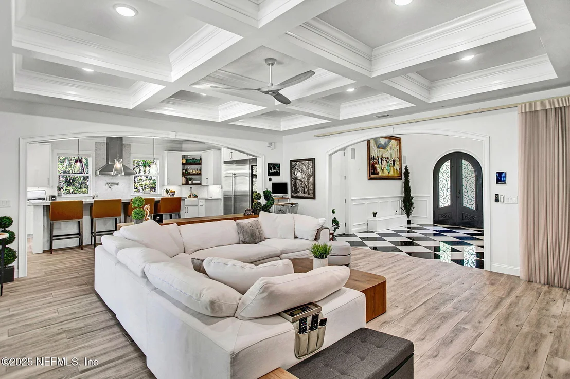Photo of 13224 MANDARIN Road