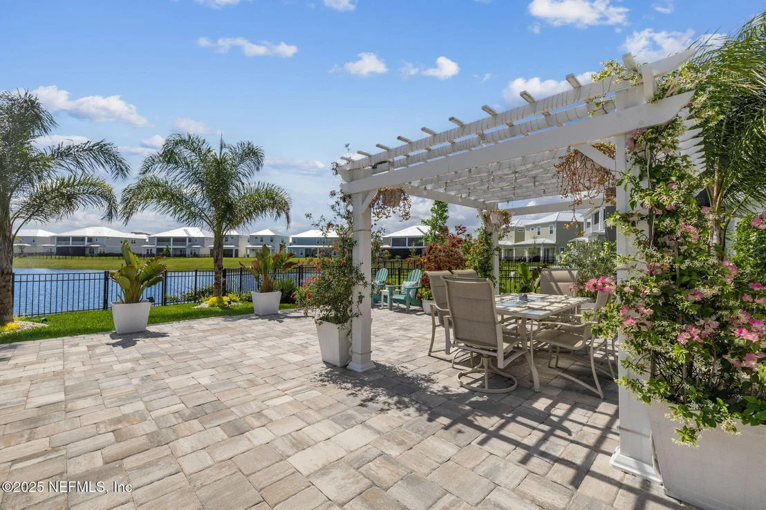 Photo of 560 RUM RUNNER Way