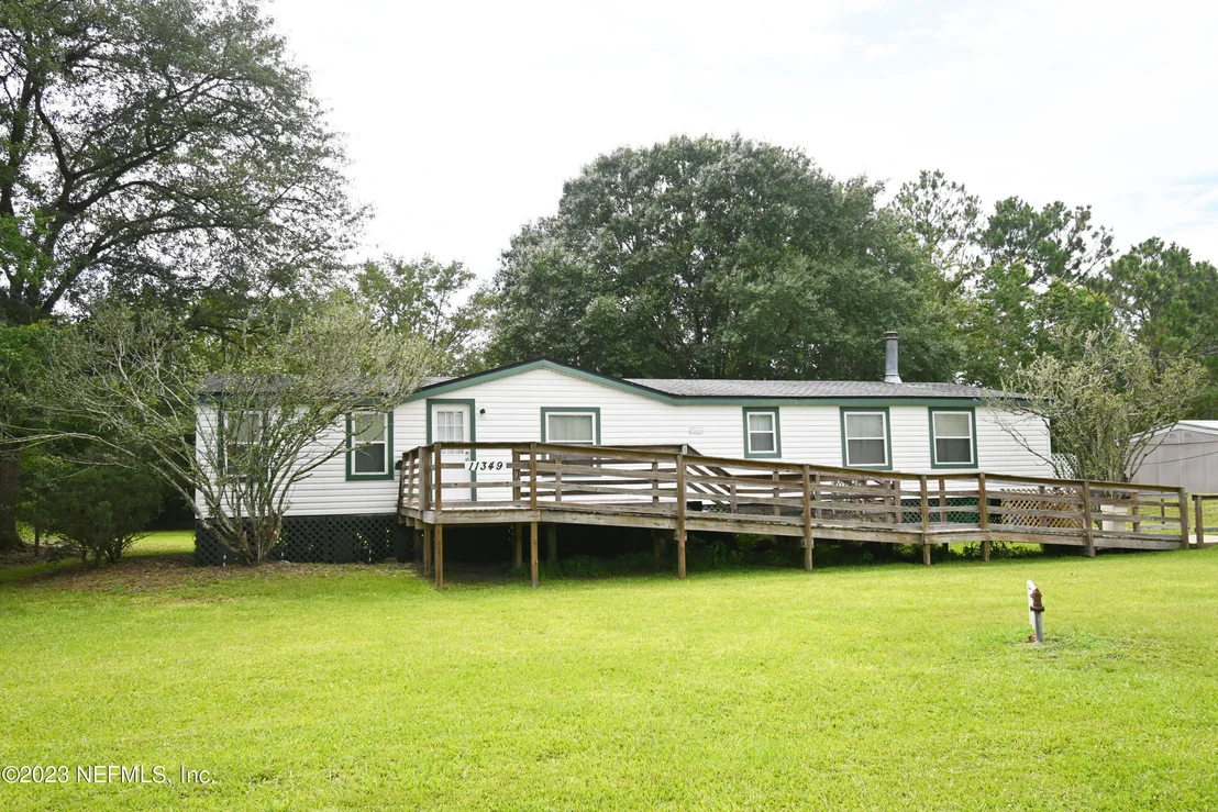 Photo of 11349 DEERWOOD Circle