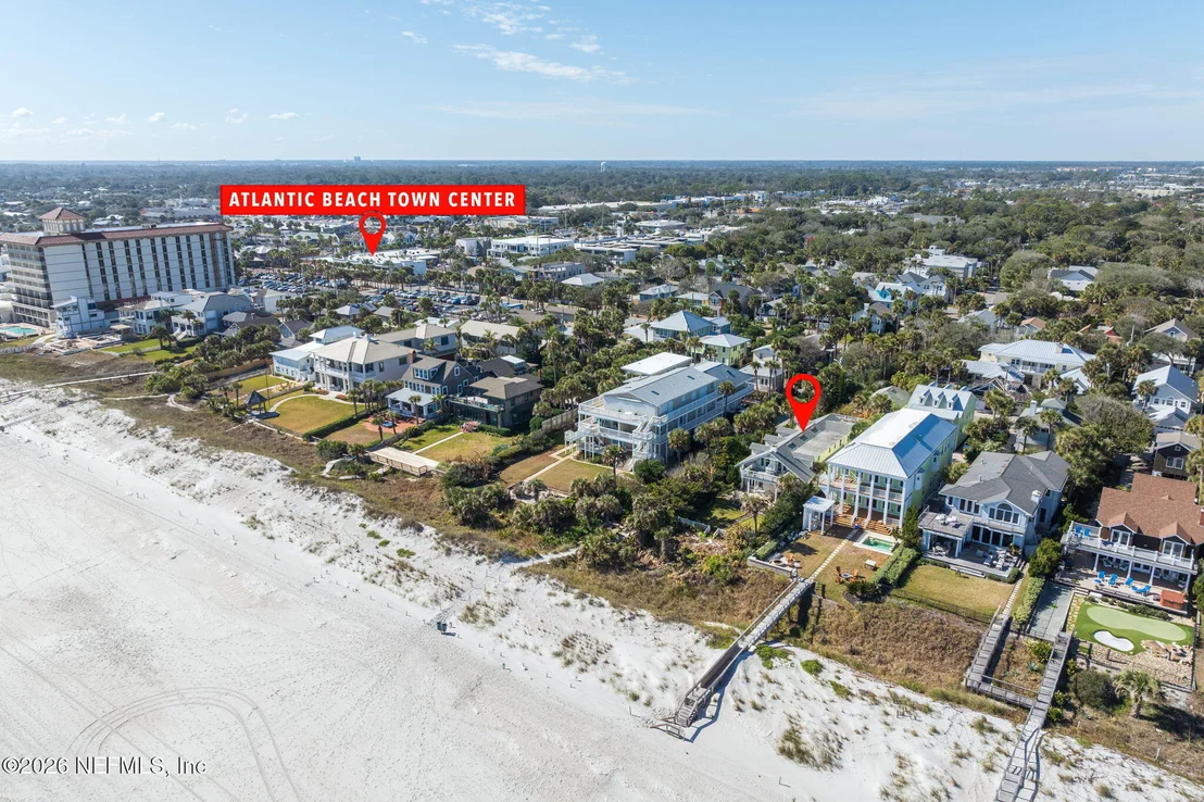 Photo of 211 BEACH Avenue