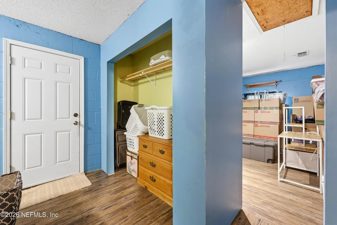 Photo of 1670 ANNE Drive