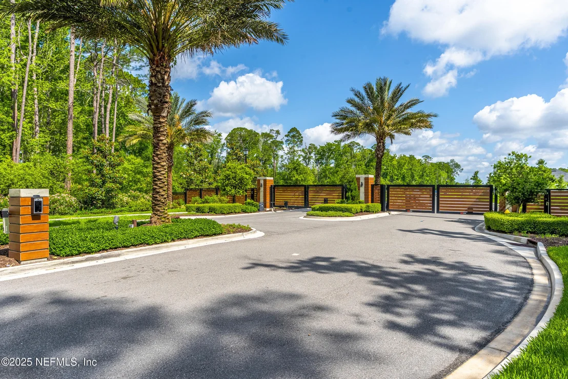 Photo of 9918 FILAMENT Boulevard