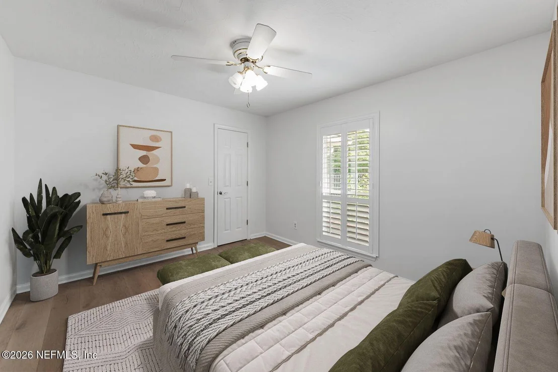 Photo of 240 SHELL BLUFF Court