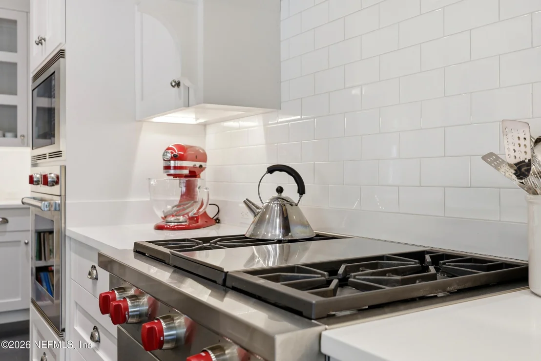 Photo of 1030 MAPLE Lane