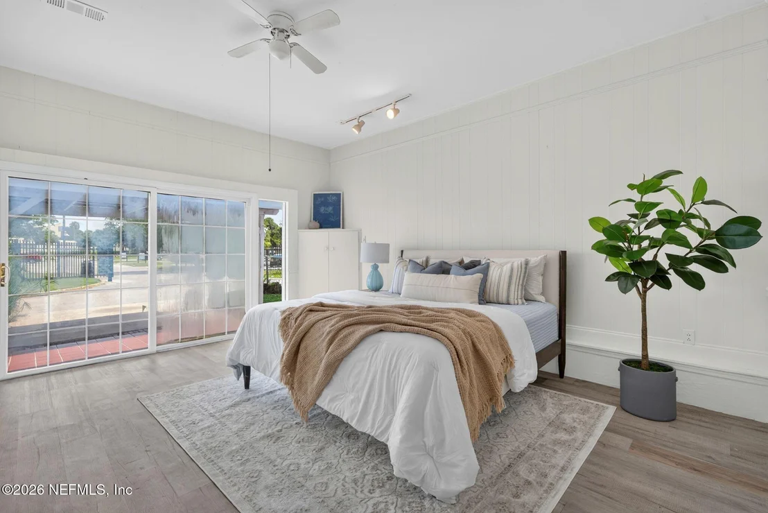 Photo of 18 OCEAN Avenue