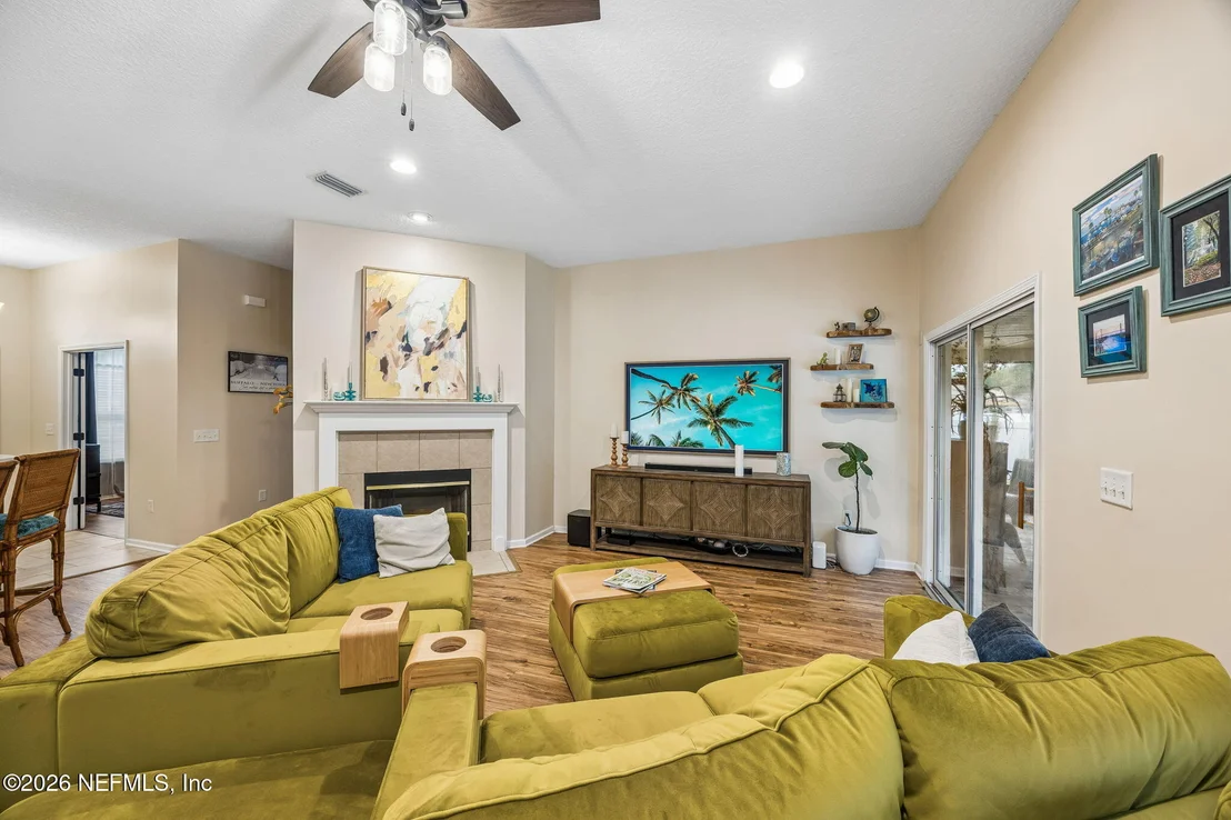 Photo of 3299 WARNELL Drive