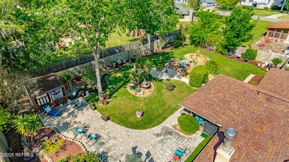 Photo of 752 CAMERON Drive