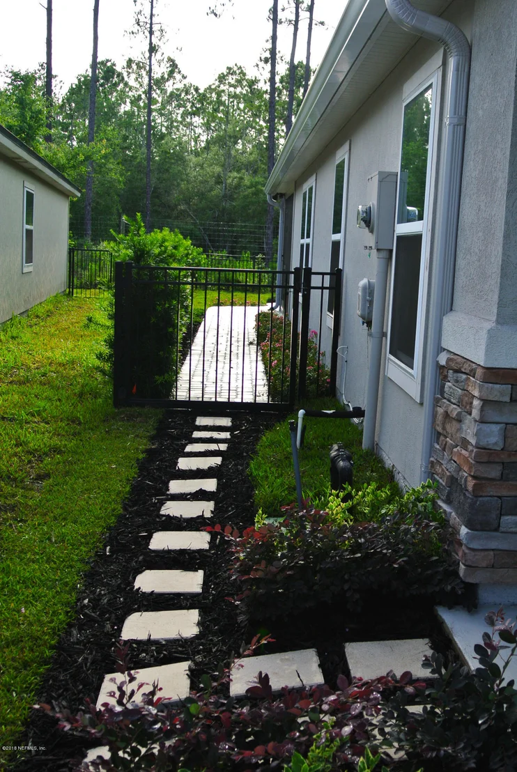 Photo of 671 GLENDALE Lane