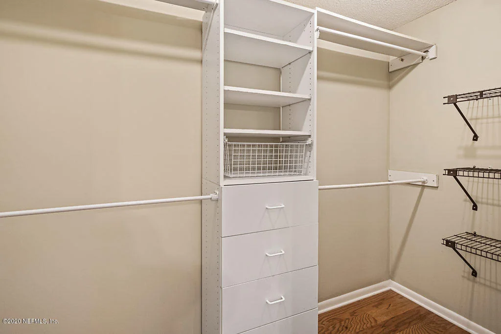 Photo of 4866 TRUMBULL Place