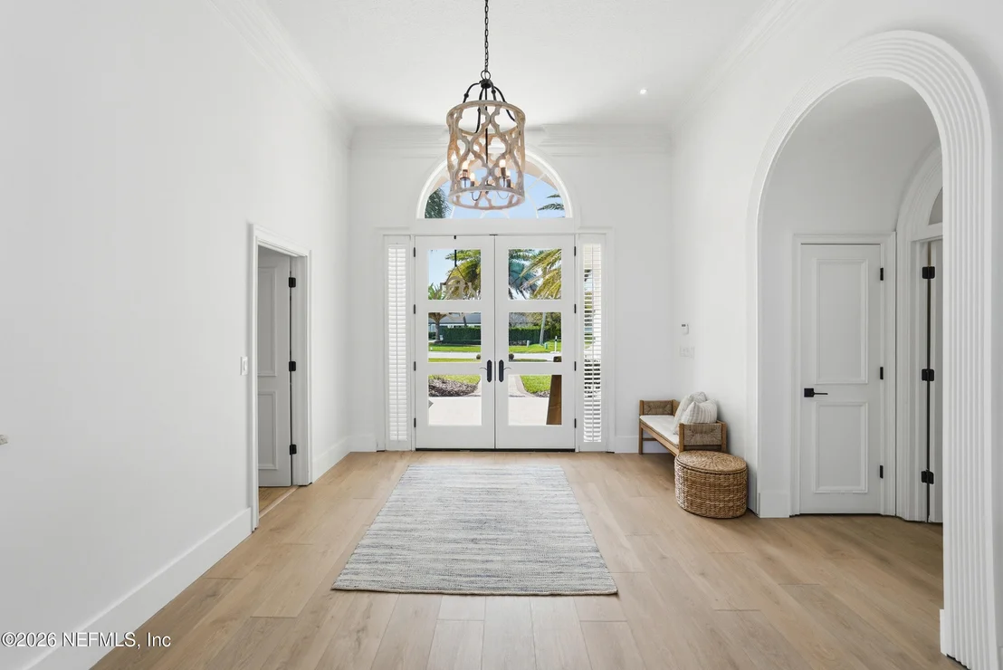Photo of 531 LE MASTER Drive