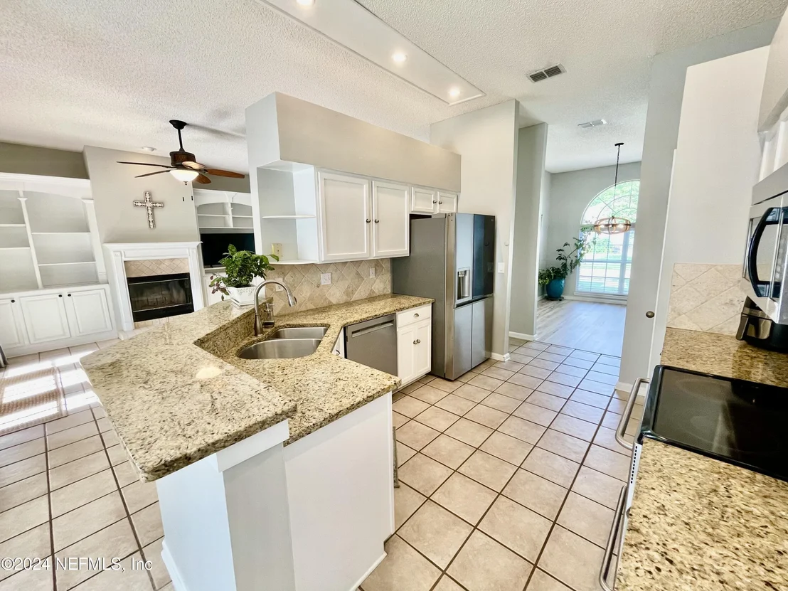 Photo of 1404 GIBRALTER Lane
