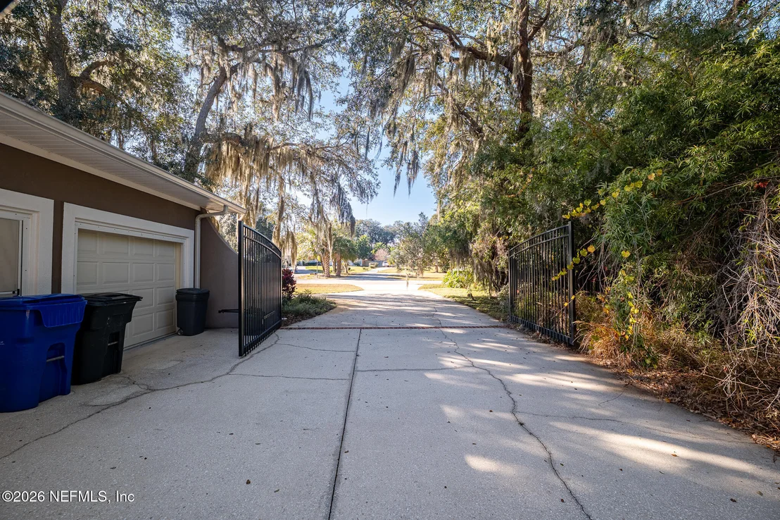 Photo of 707 STANDISH Drive
