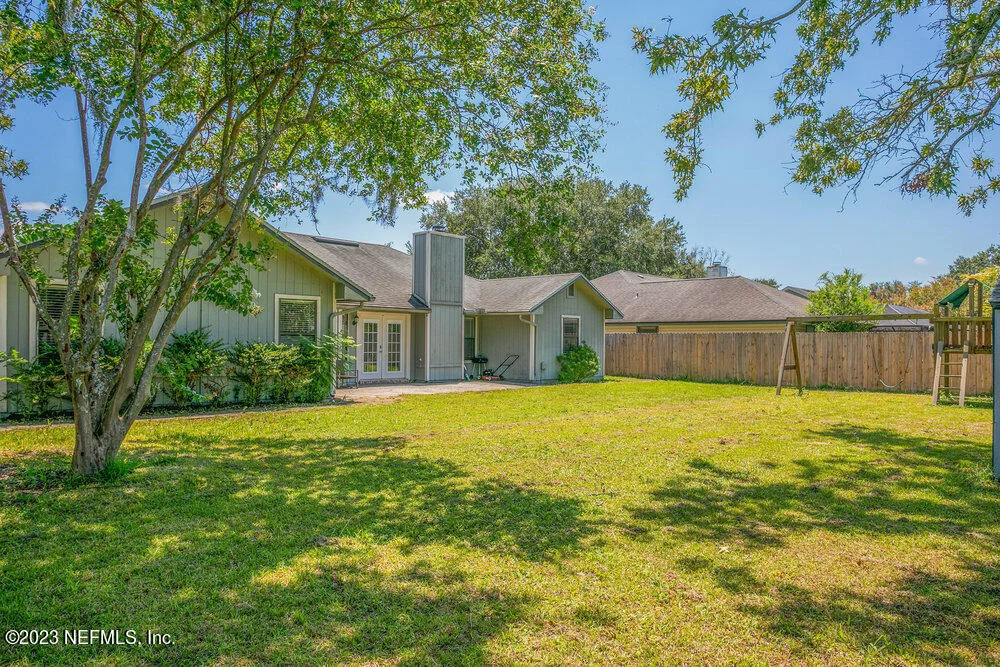 Photo of 8482 CHARLESGATE Circle W