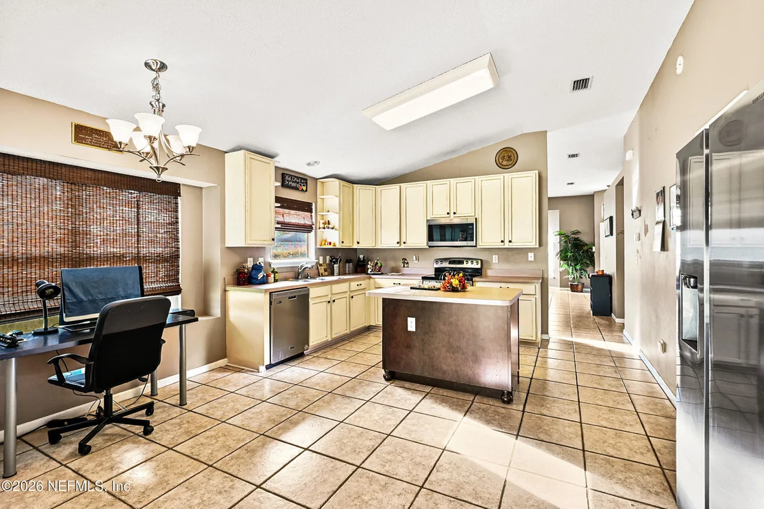 Photo of 1516 GREENWAY Place