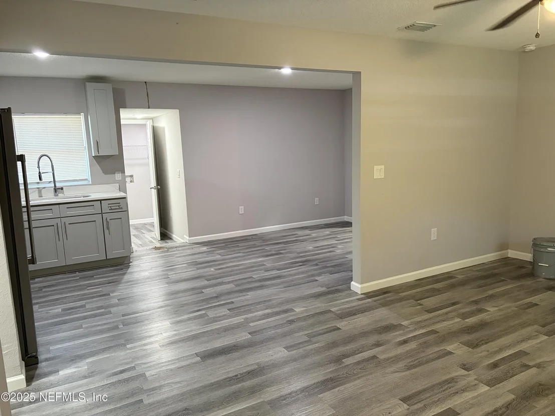 Photo of 4444 RAINER Road