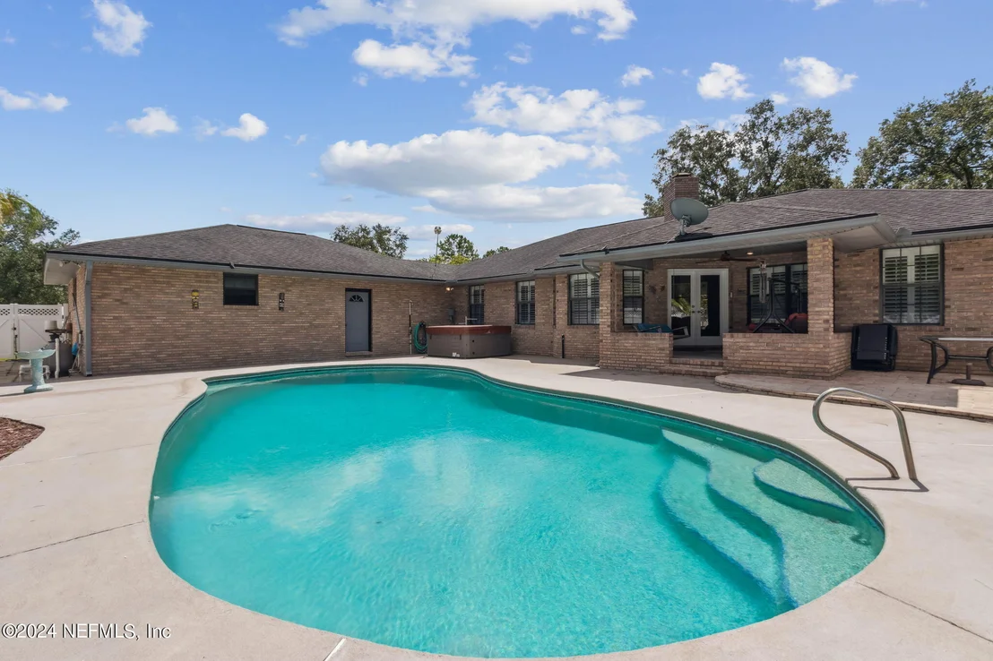 Photo of 55199 DEER RUN Road