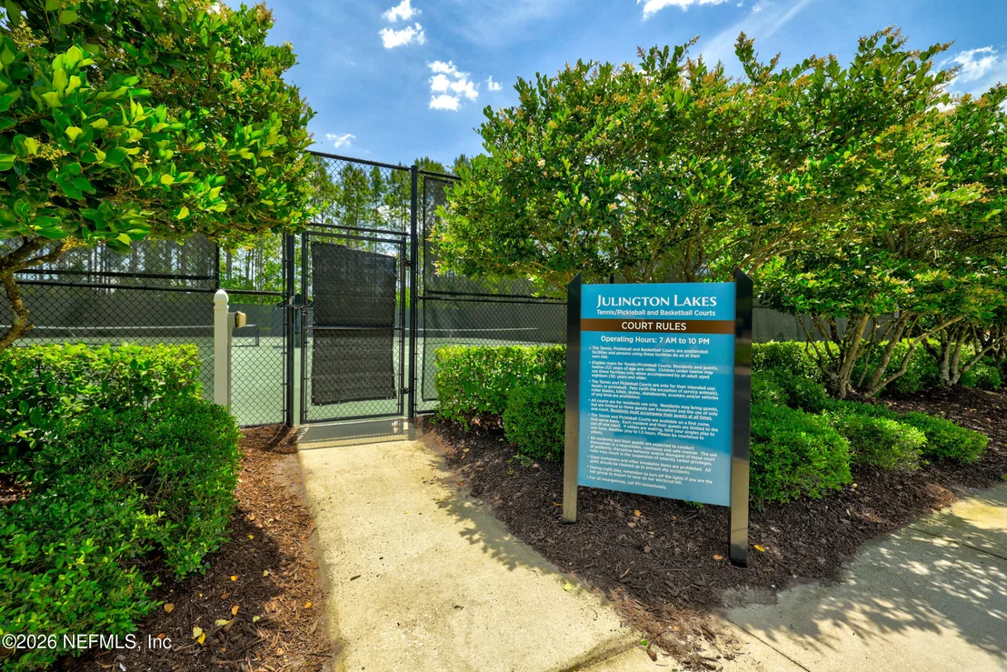 Photo of 383 PINE HAVEN Drive