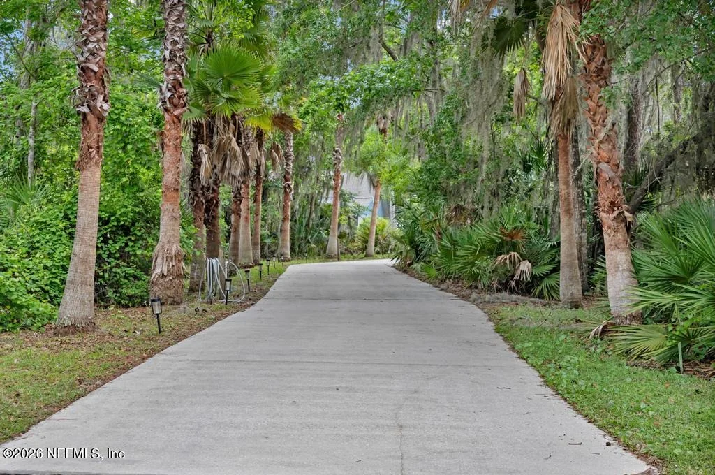 Photo of 124 RIVER PLANTATION Road N