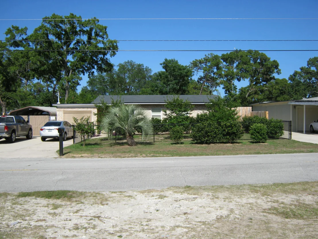 Photo of 4215 FOREST Boulevard