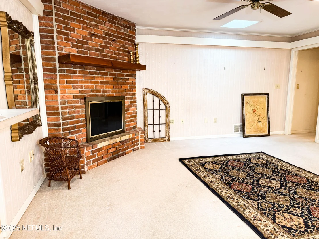 Photo of 1403 RANDALL Street