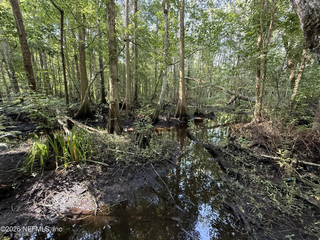 Photo of 6985 WOODWARD Road