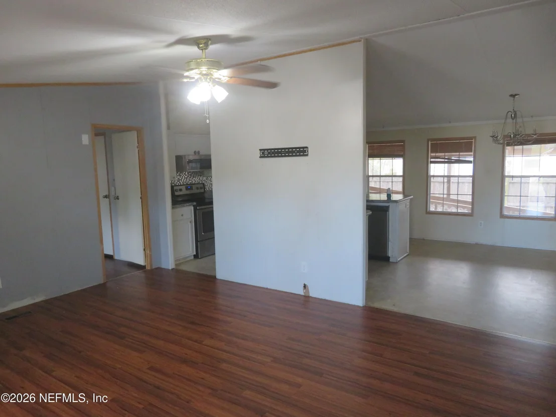 Photo of 264 VINTAGE OAK Circle