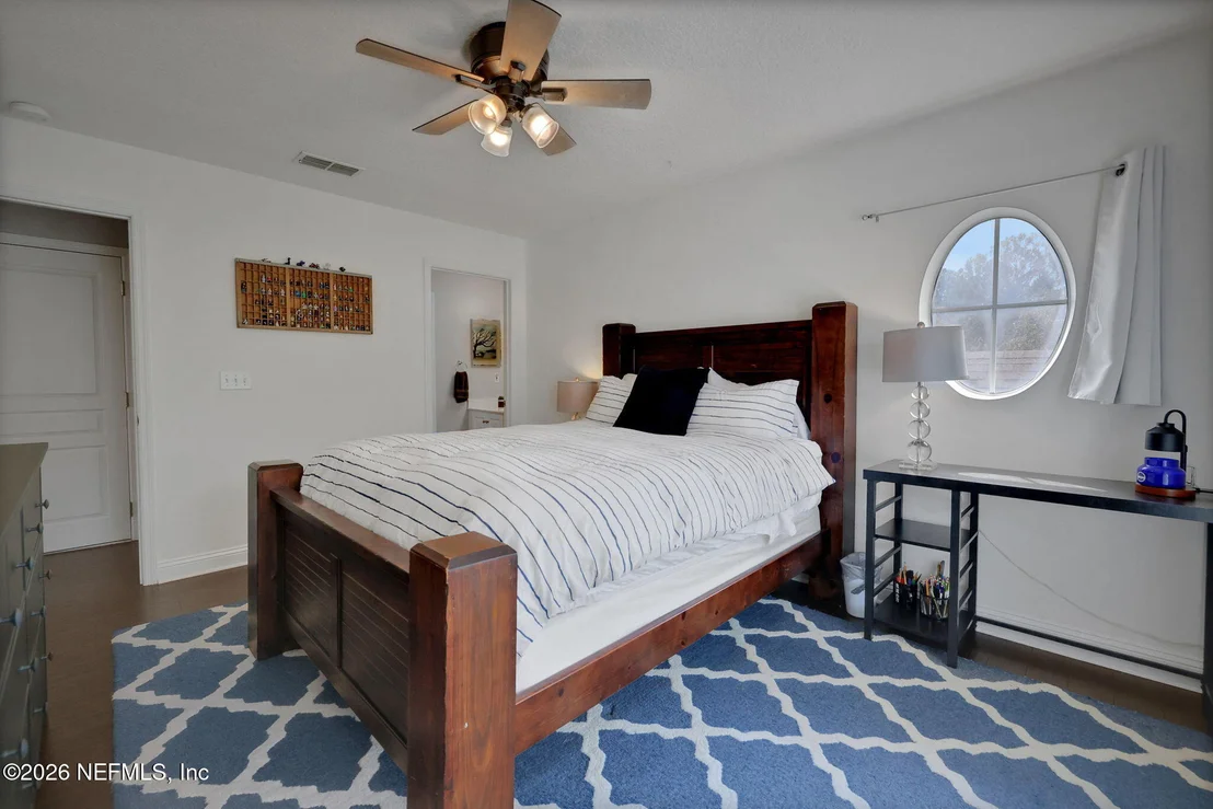 Photo of 1005 MEADOW VIEW Lane