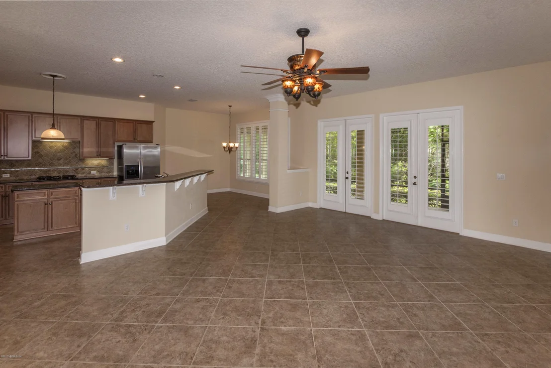 Photo of 171 LA MESA Drive