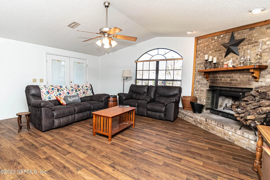 Photo of 5892 NW 201st Way