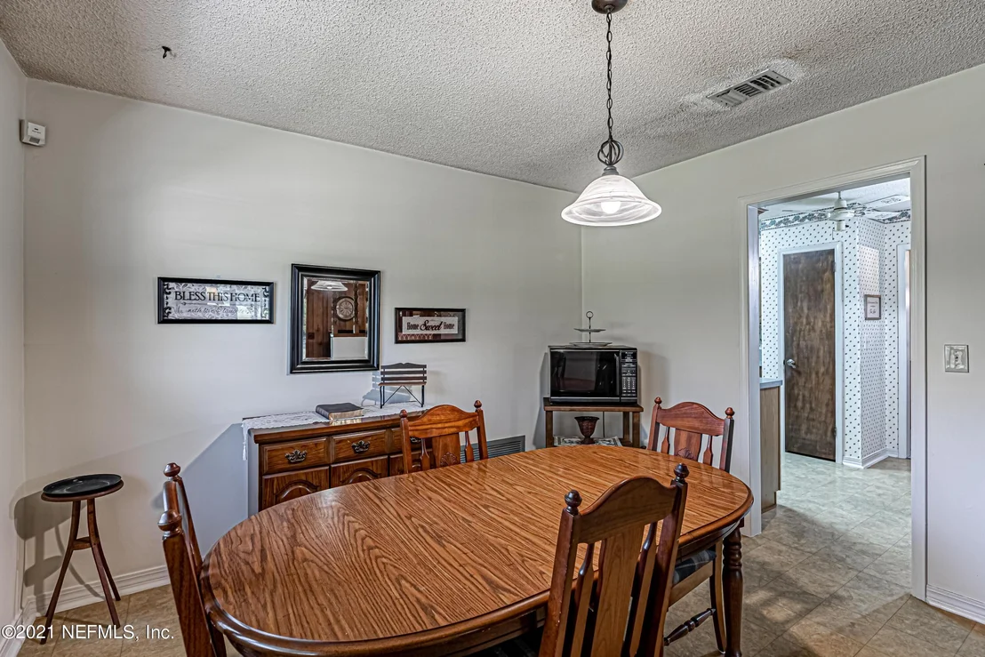 Photo of 1340 STARLING Road