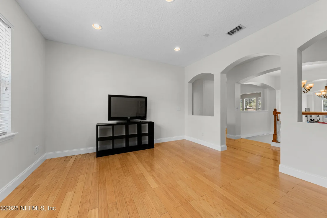 Photo of 1042 GARRISON Drive