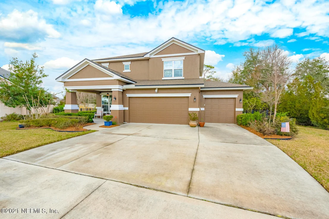 Photo of 214 PLAZA DEL RIO Drive