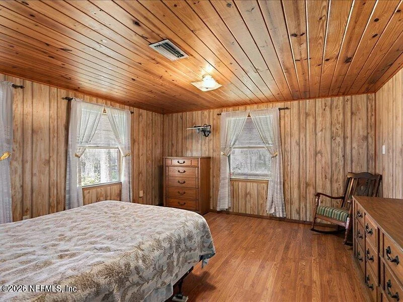 Photo of 8337 COLEE COVE Road
