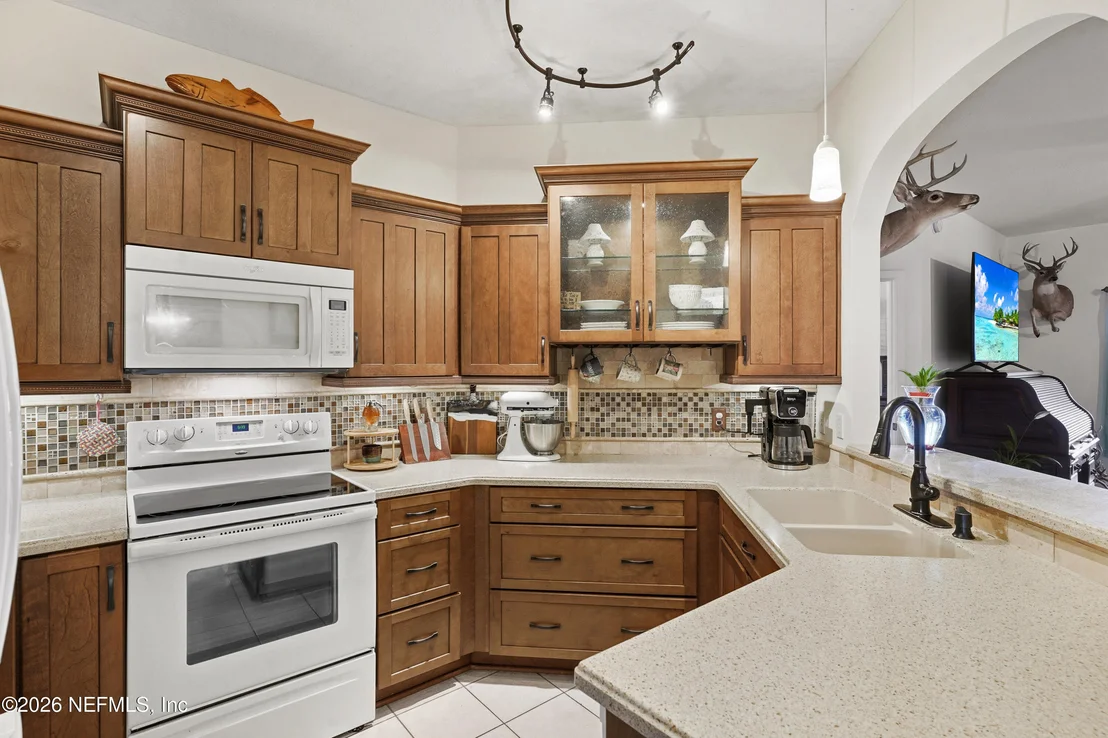 Photo of 3327 HALEY POINT Road